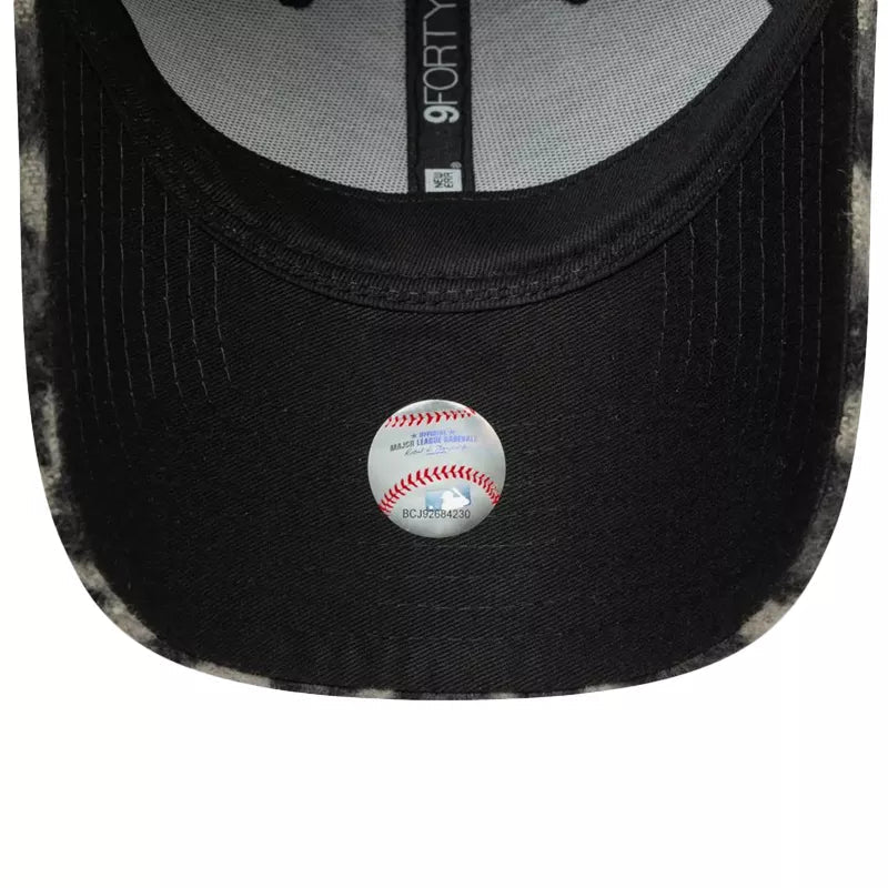 Casquette New Era Wmns Cosy Animal 9Forty Losdod