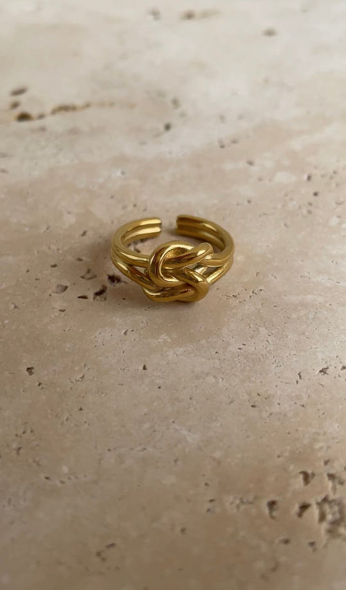 Tie Ring