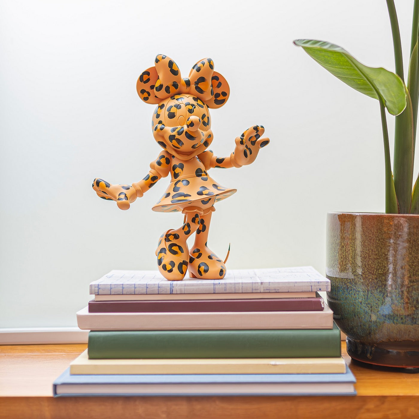 Minnie Welcome Leopard