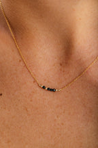 Collier Court Théa - Spinelle
