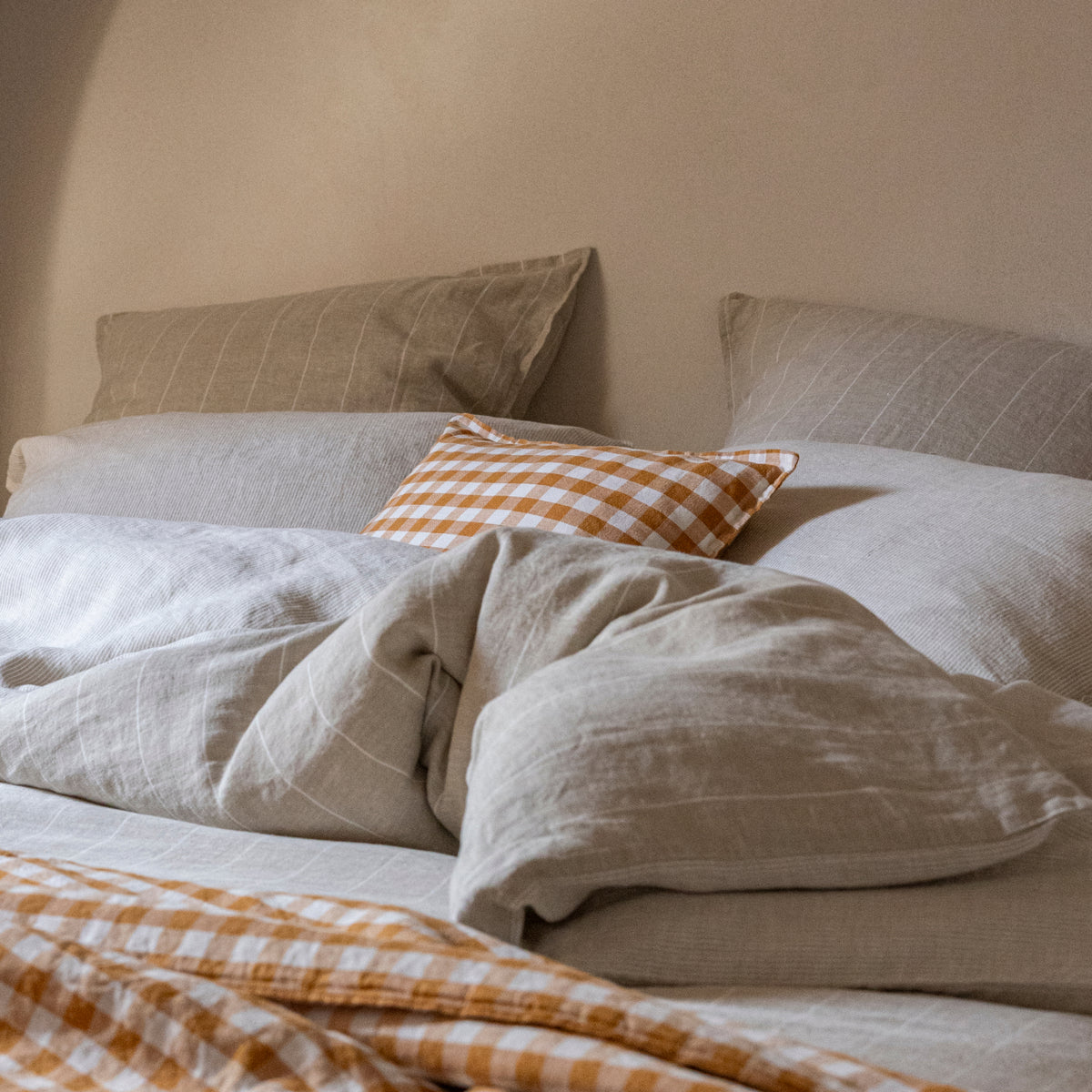 Blanc Cerise – Passion Vichy - Housse De Coussin - Curcuma