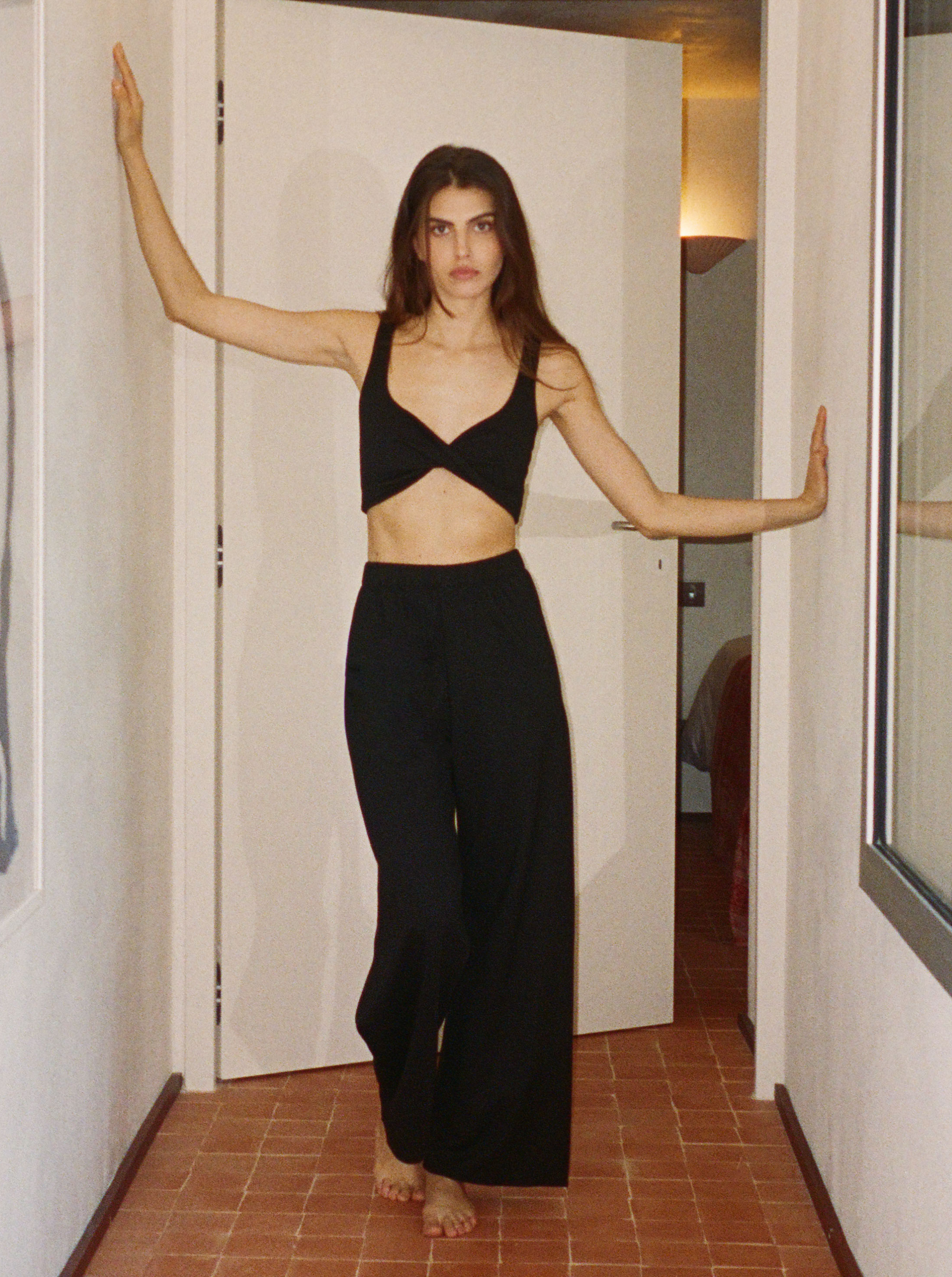 Pantaloni Easy Black