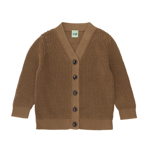 Cárdigan camel de algodón orgánico con cuello de pico, etiqueta GOTS - Selección FUB en amaetc.com, concept store eco amigable para niños