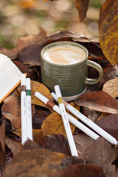 5 Feutres - Authentic Land - Emott By Uni-Ball