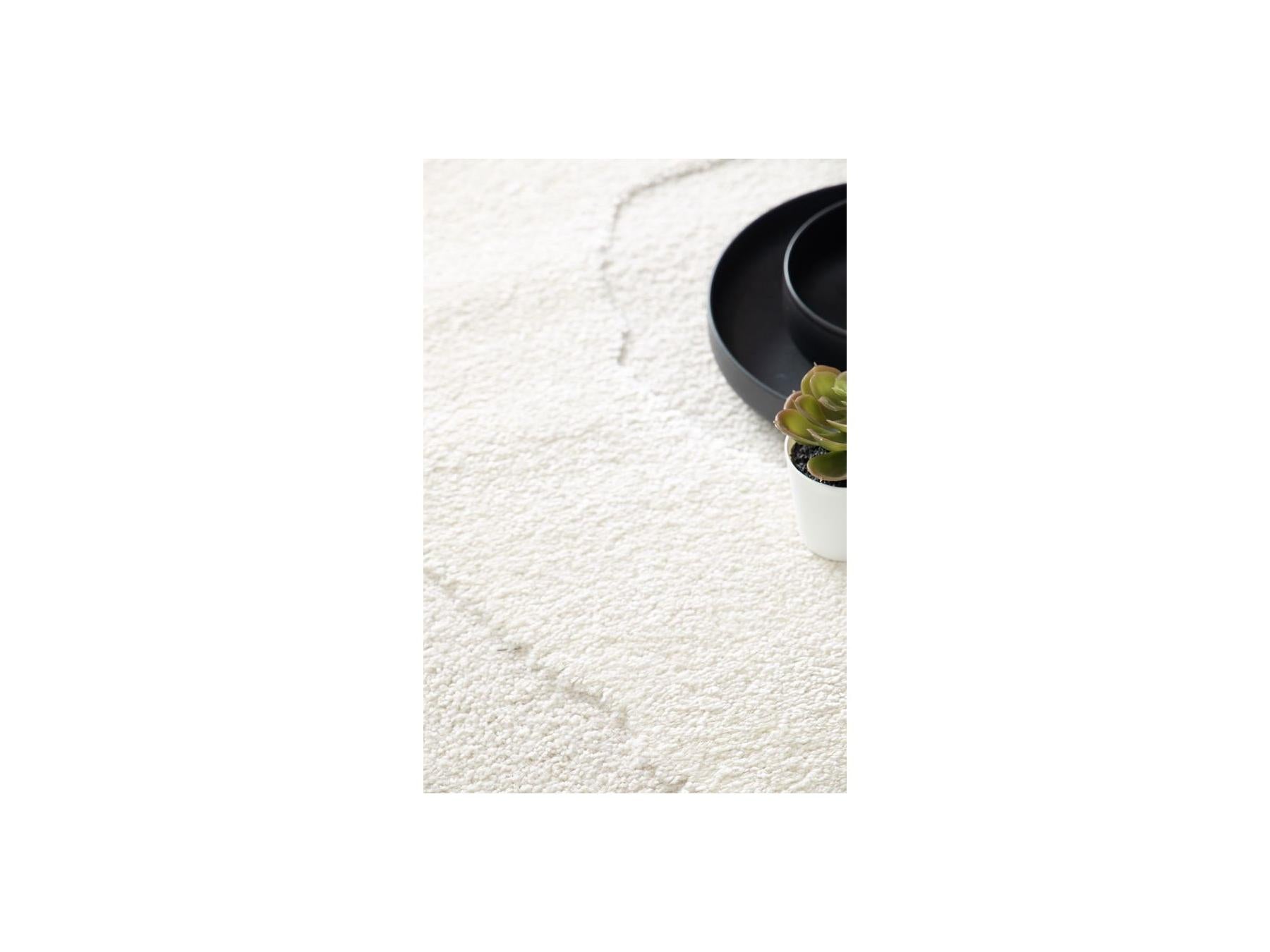 Colas - Short Pile Rug - Abstract Pattern - Beige