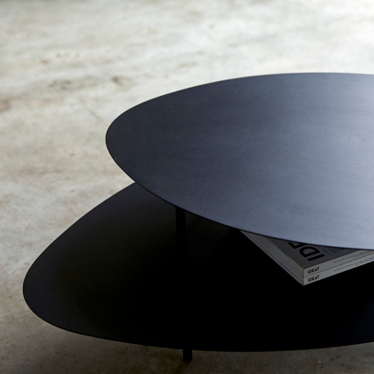 Judith - Table Basse - Métal - Noir