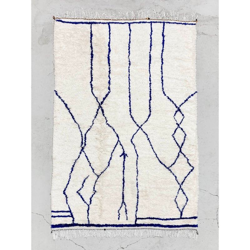 Tapis Berbère Marocain Azilal - Ecru À Motifs Bleu Majorelle