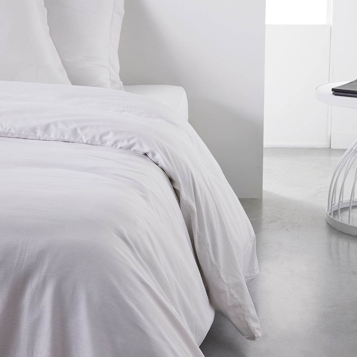 Permanent Uni Essential - Duvet Cover - Chalk