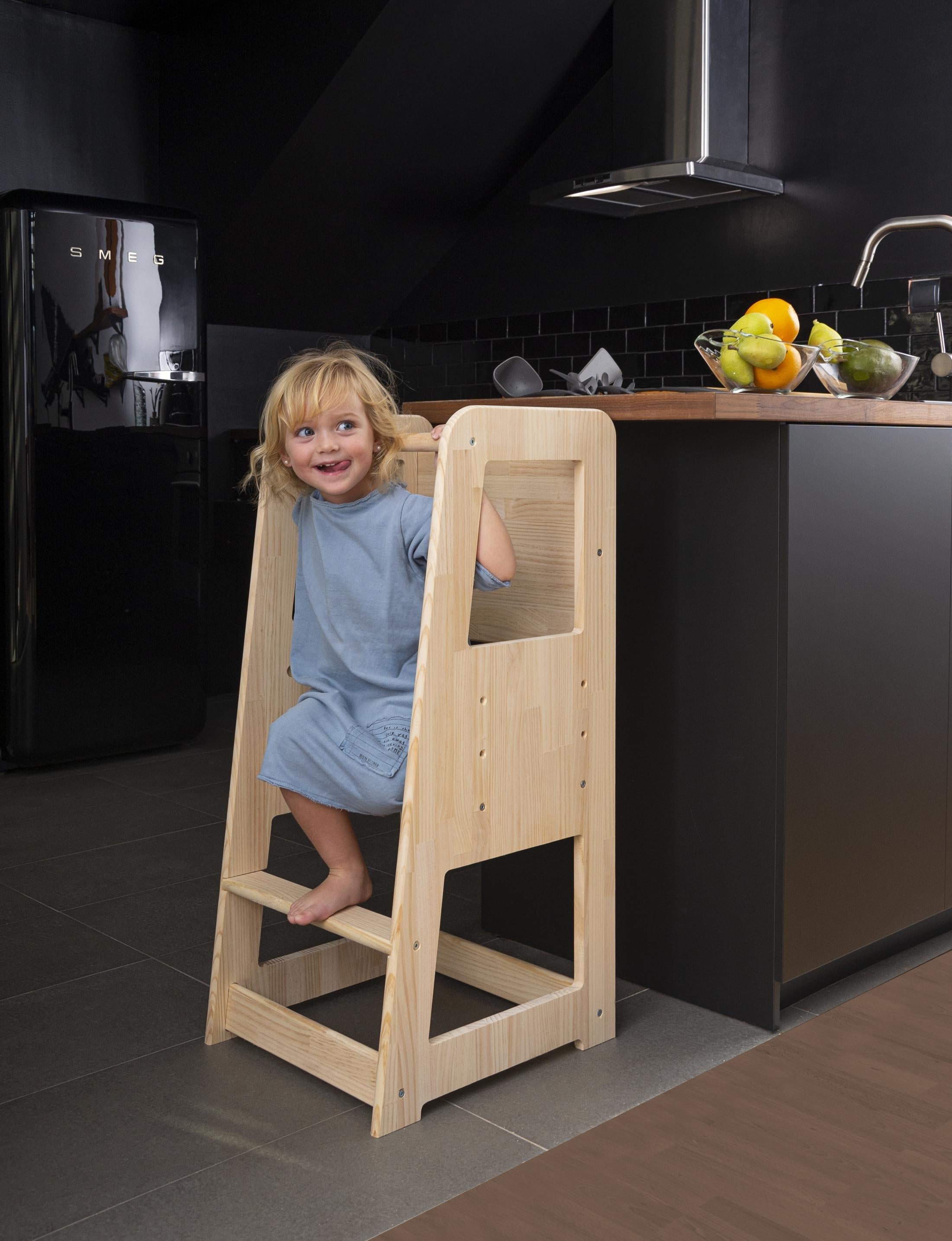 Montessori Learning Tower - Natural