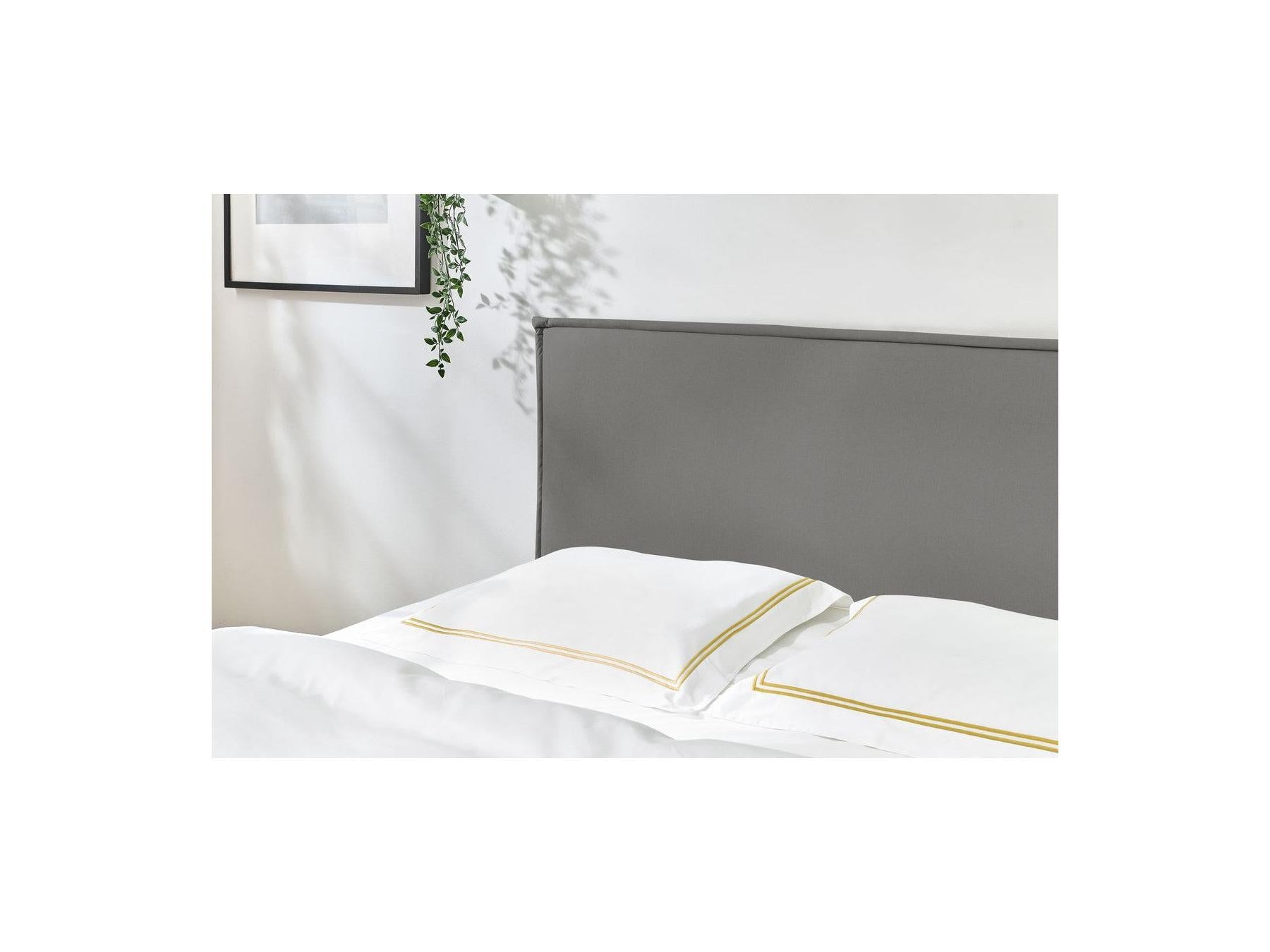 Sary - Bed with Solid Slats - Natural Wooden Legs