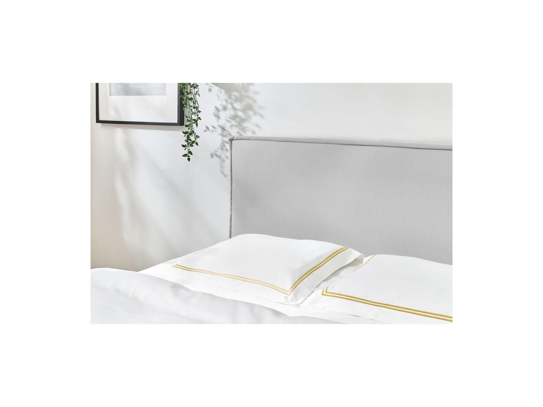 Sary - Bed with Solid Slats - Natural Wooden Legs
