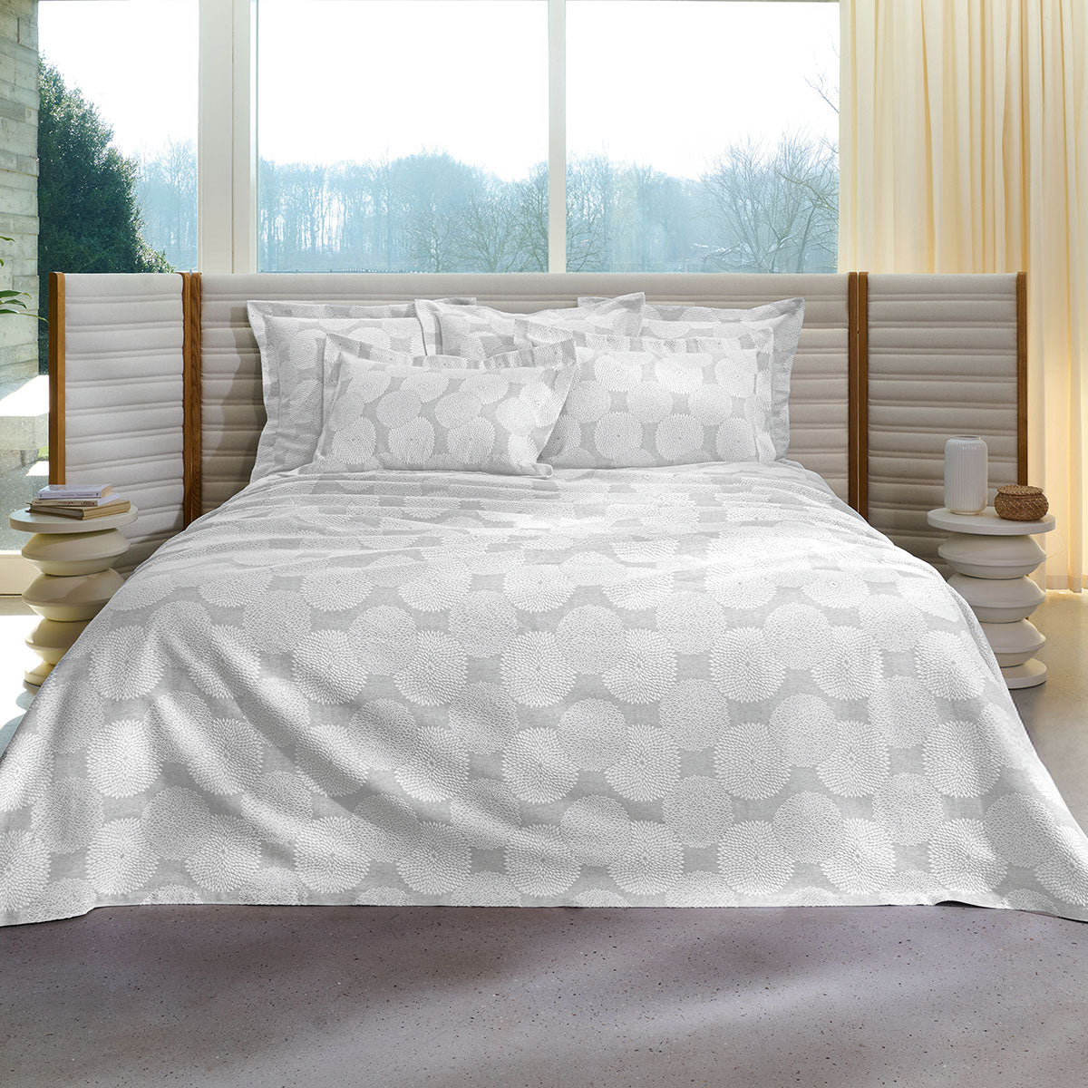 Dahlia - Decorative Pillowcase - Gray