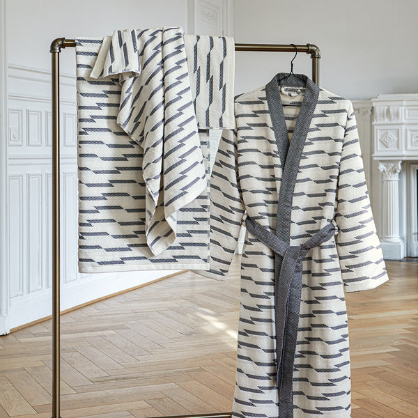 Précis - Hand Towel - White