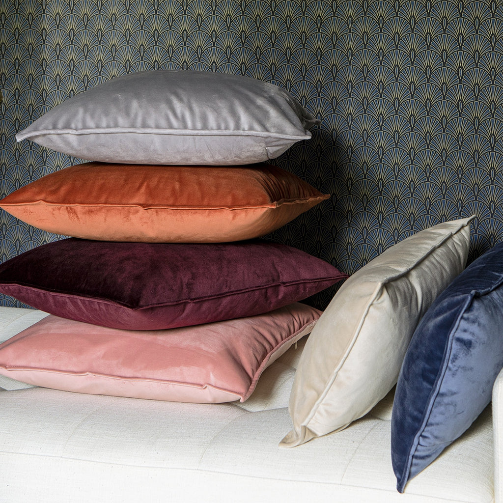 Glamour - Decorative Cushion - Pink