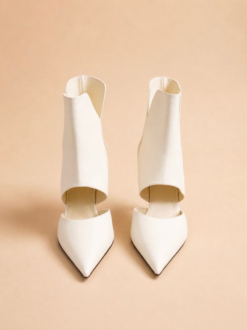 Eva Ankle Boot In Ivory Calf