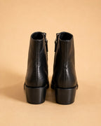Zoe In Black Calf