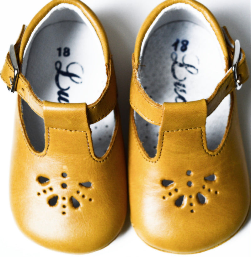 Chaussons Bébé Souples Salomé Antidérapants Mini-Aloïs - Cuir Jaune Moutarde - Mixte