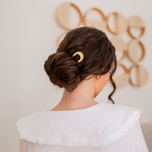 Pic À Chignon Doré