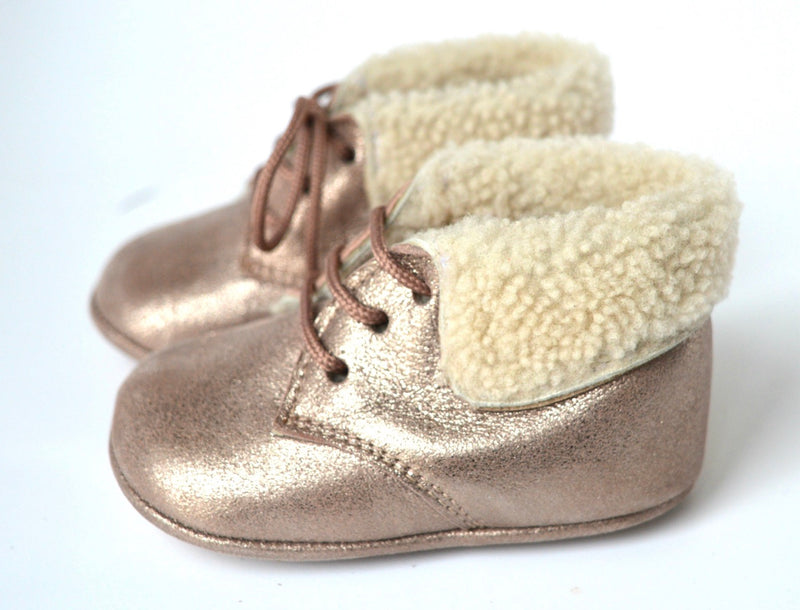 Chaussons Bébé Souples Fourrés Antidérapants Mini-Arthur - Cuir Nude Irisé - Fille