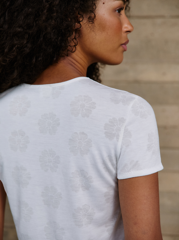 Camiseta Margaritas Blancas Completas