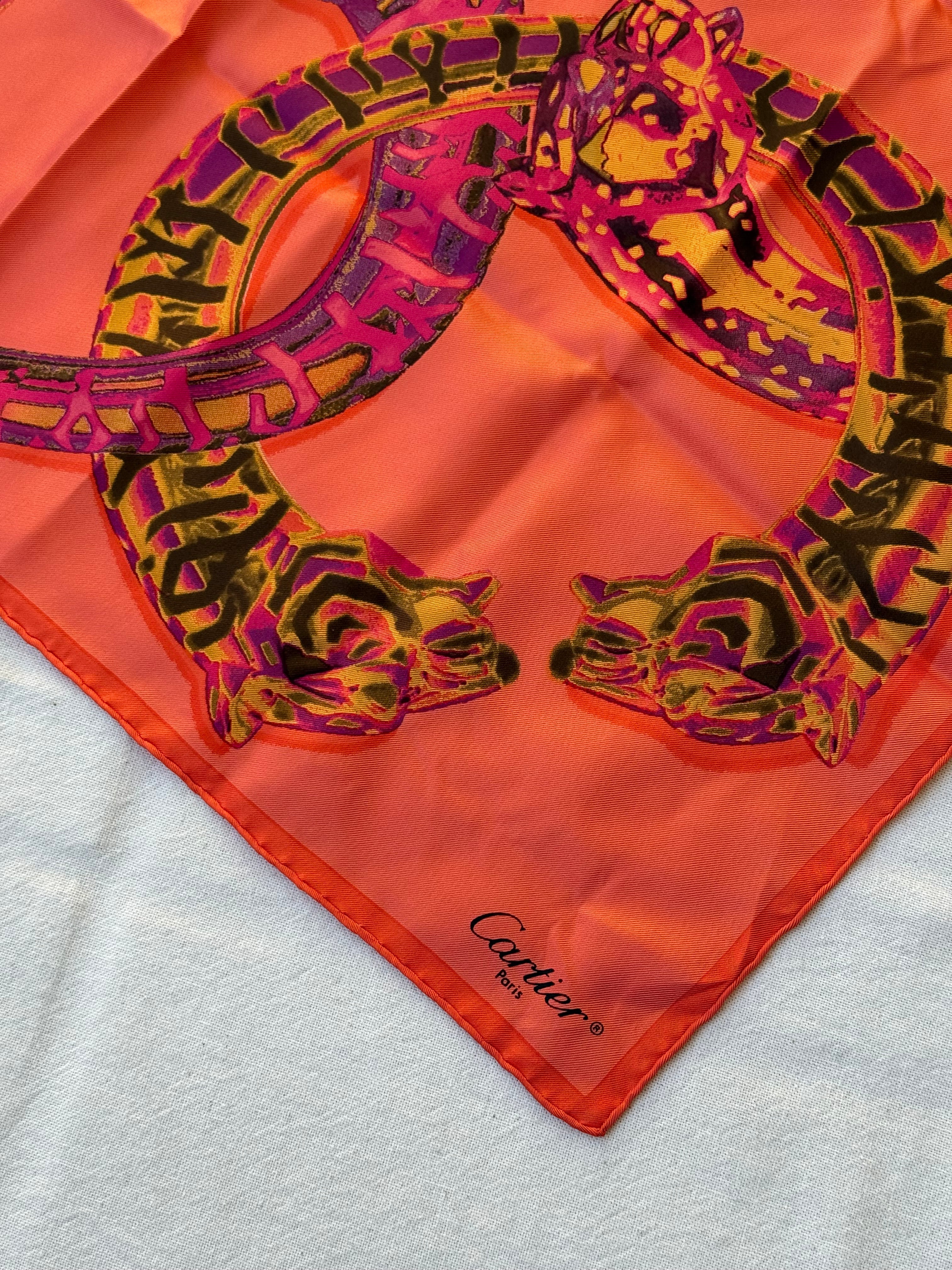 Bufanda Cartier – Modelo Panthers Entrelazado