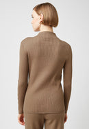 Jersey con abertura y cuello alto - Marrón Camel - Mujer