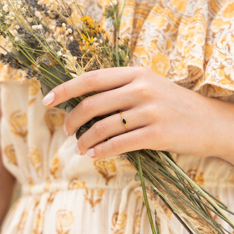 Bague "Marta" Onyx Noire - Laiton Doré