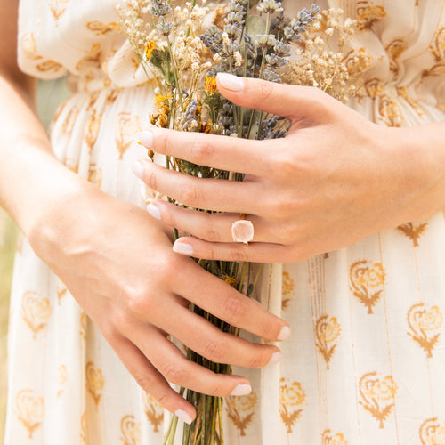 Salya Rose Quartz - Gold Brass Ring