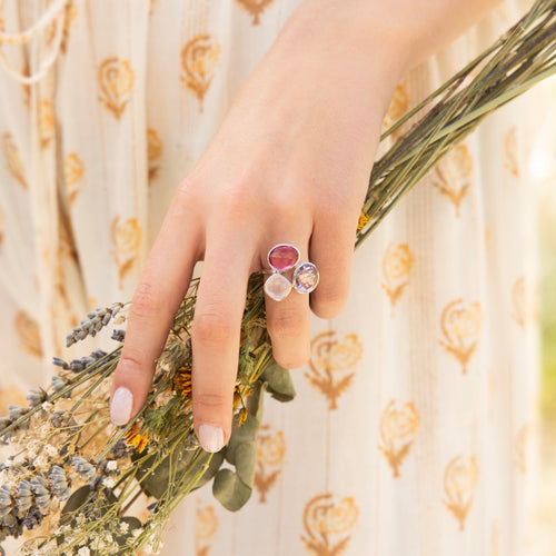 Bague "Cassie" Quartz Rose Verre Facetté Violette & Rose - Laiton