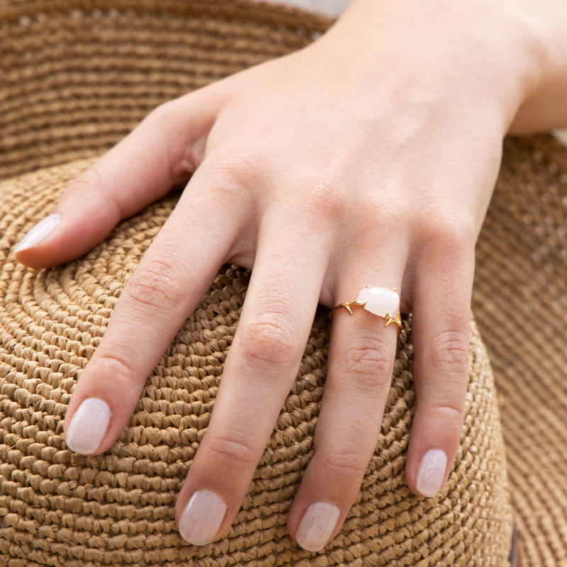 Bague "Lily" Quartz Rose - Laiton Doré