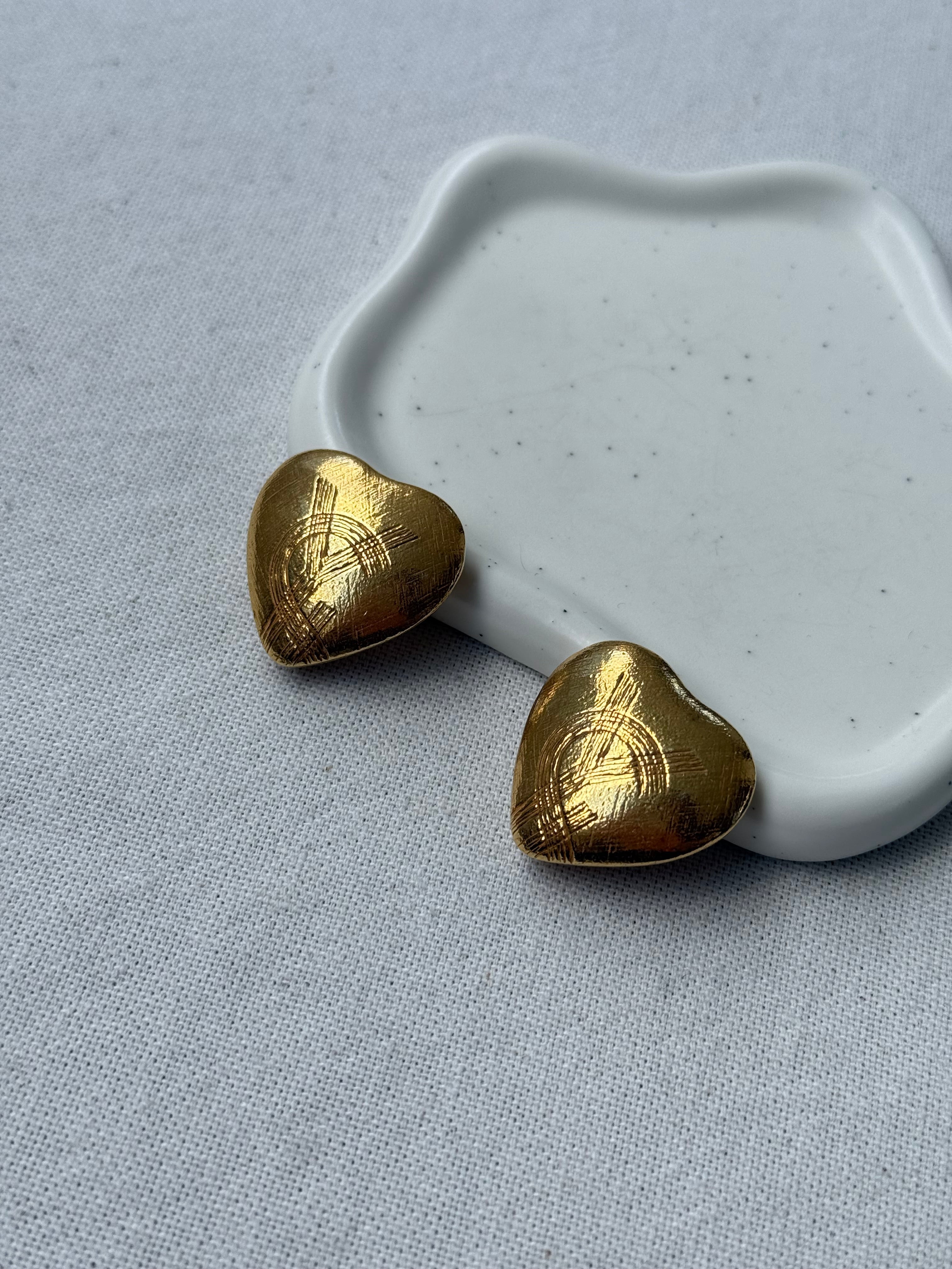 Boucles D’Oreilles Ysl Vintage - Cœurs Dorés Avec Inscriptions