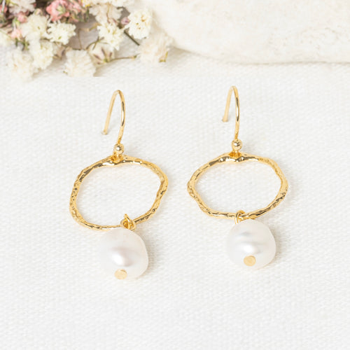 Quitterie' Pearl Earrings - Gold Brass