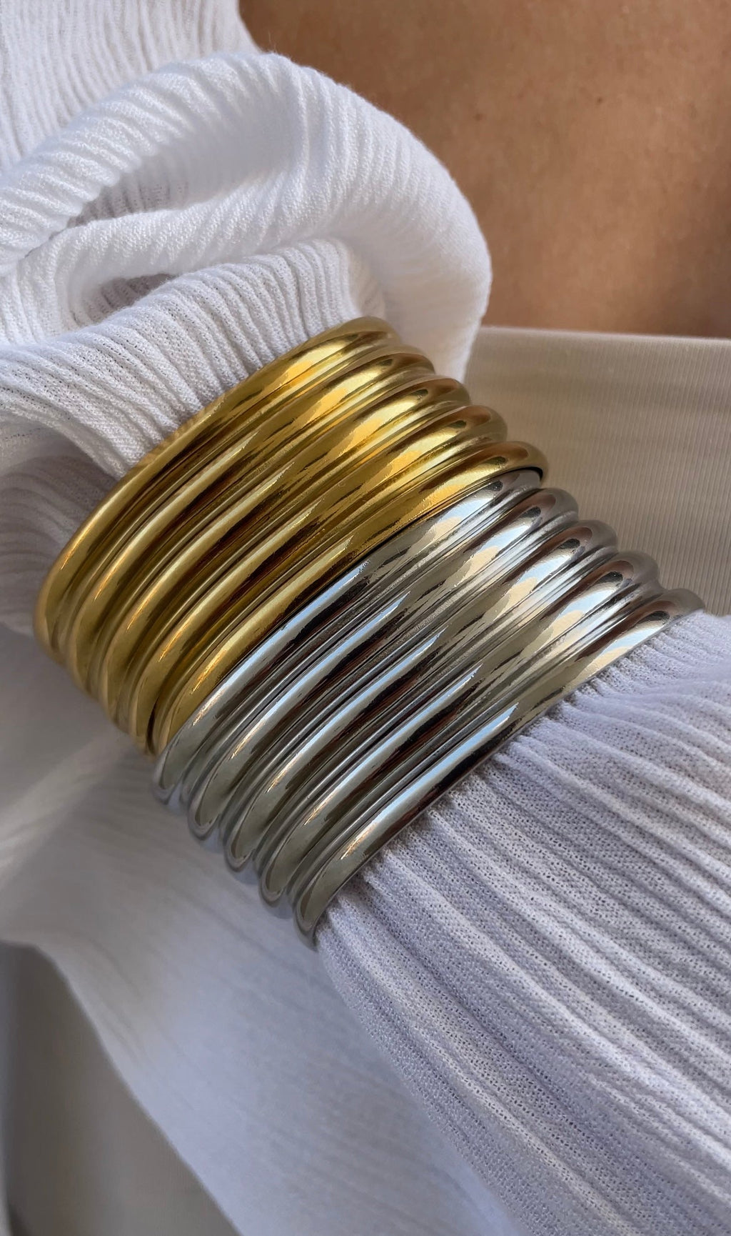 Roman Bangle