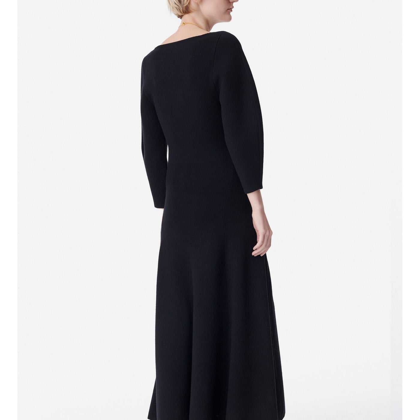 Robe Blanca - Black