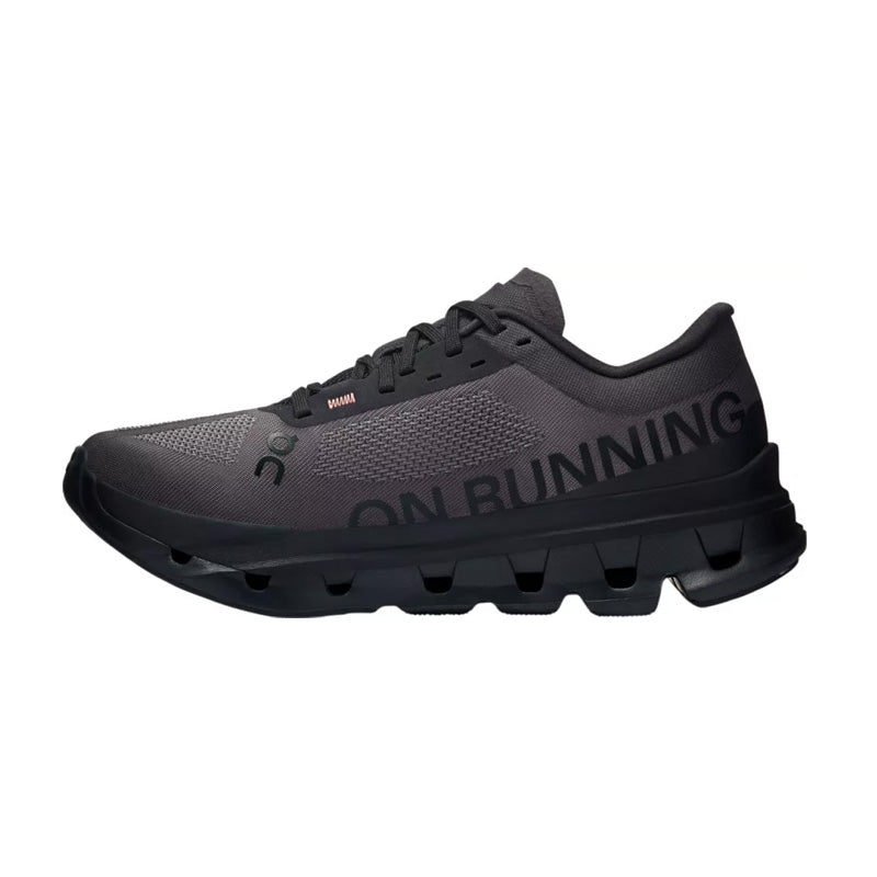 Women's On Runnig Cloudflow 5 Sneakers