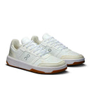 On The Roger Clubhouse White Ivory Gum (Women's)