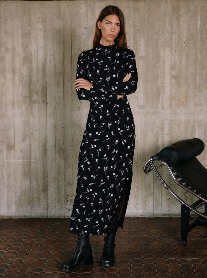 Robe Longue Midnight Bloom Manches Longues