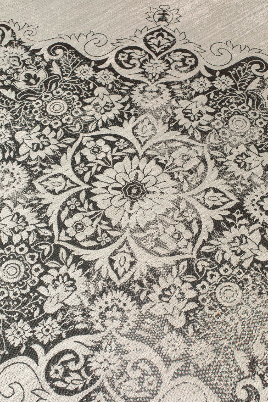 Coventry Round '280 - Outdoor Rug - Decolan - Black
