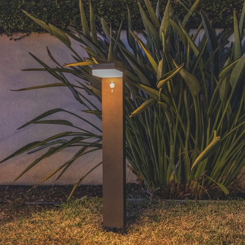 Borne & Potelet Solaire - Cenova Tall Corten