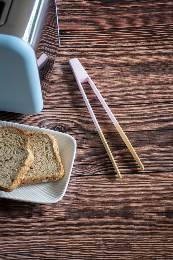 Magnetic Bamboo Toast Tongs - Powder Pink