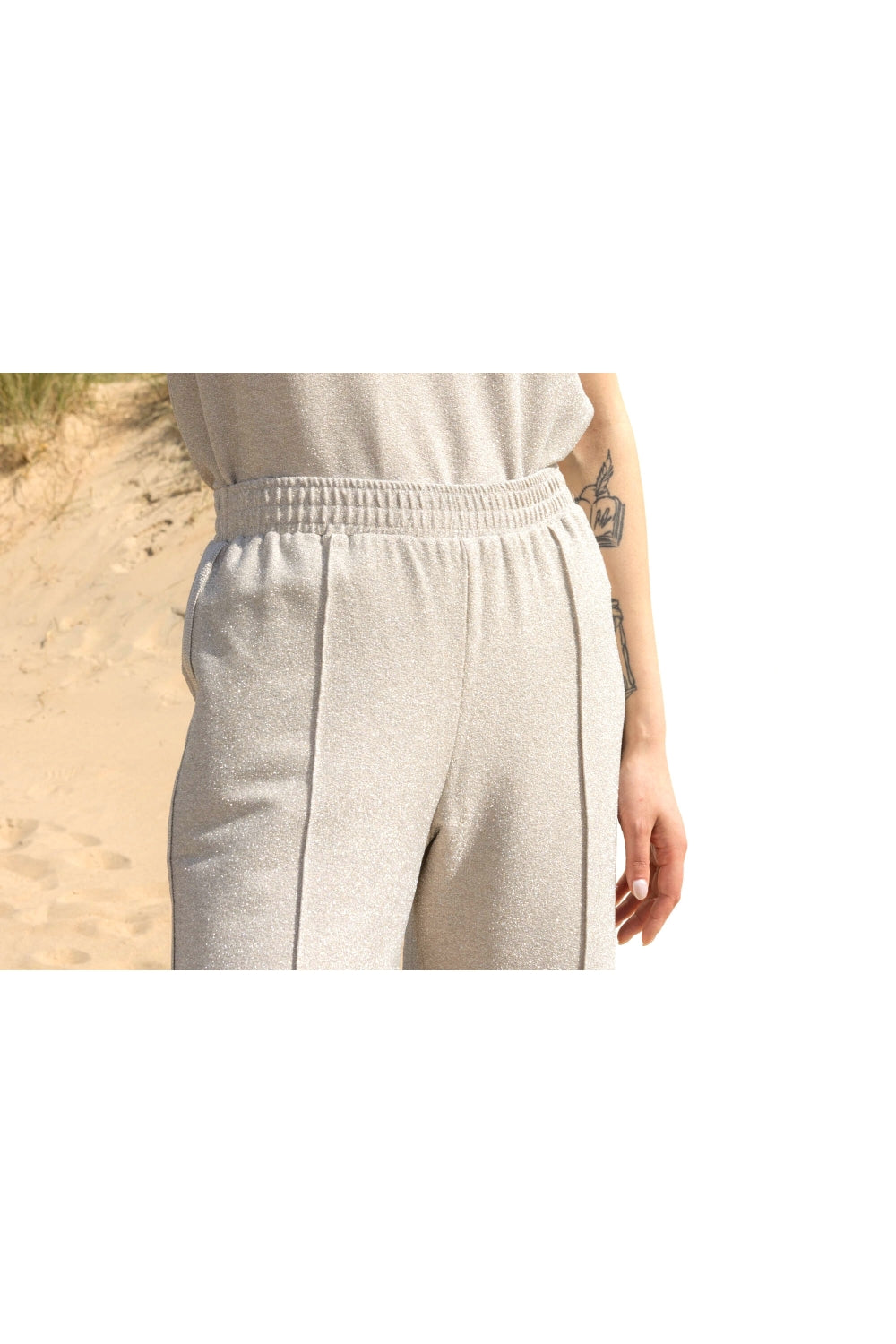 The Ray Beige Pants