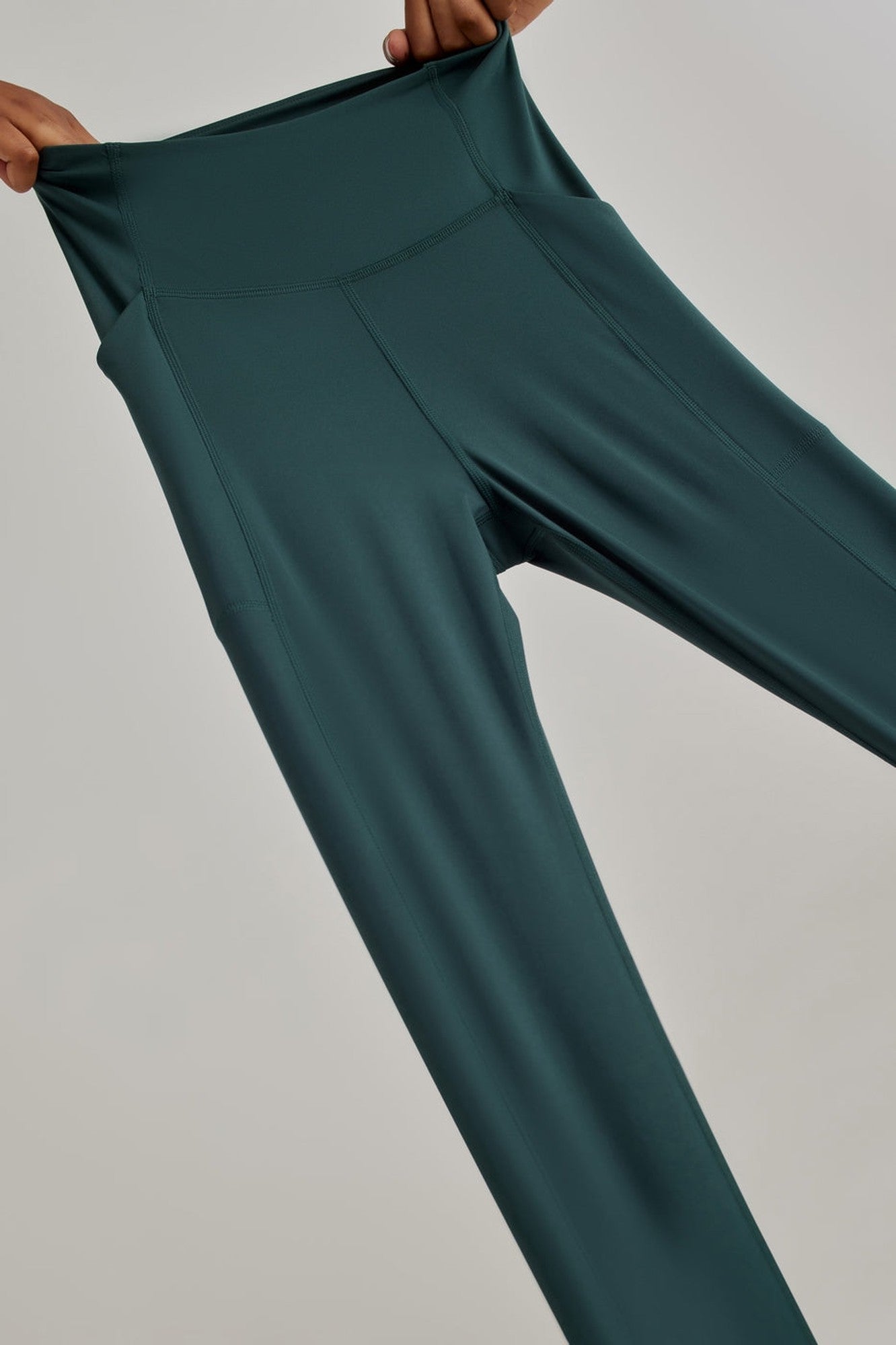 Legging - Pocket High-Rise Legging - Mousse