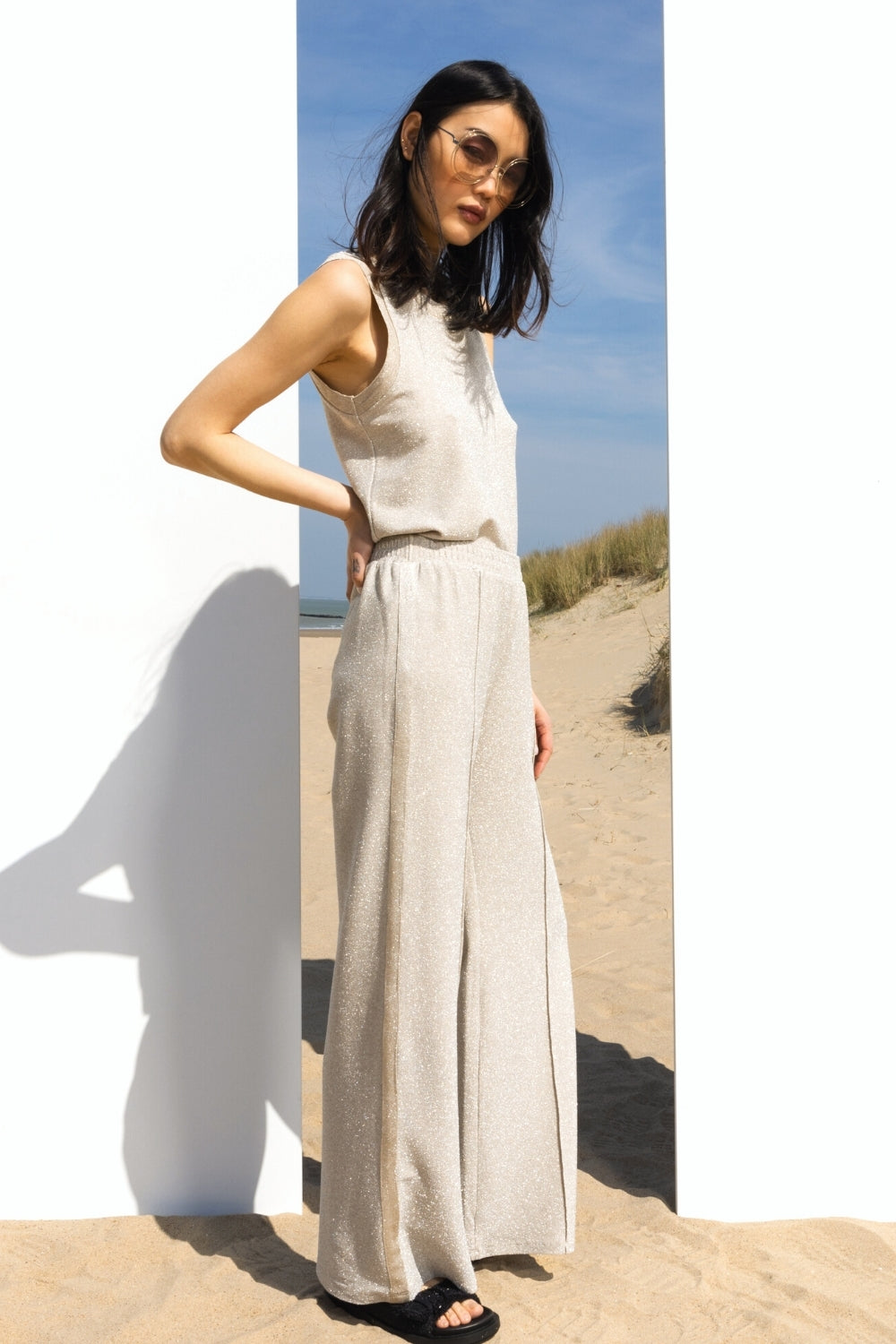 The Ray Beige Pants