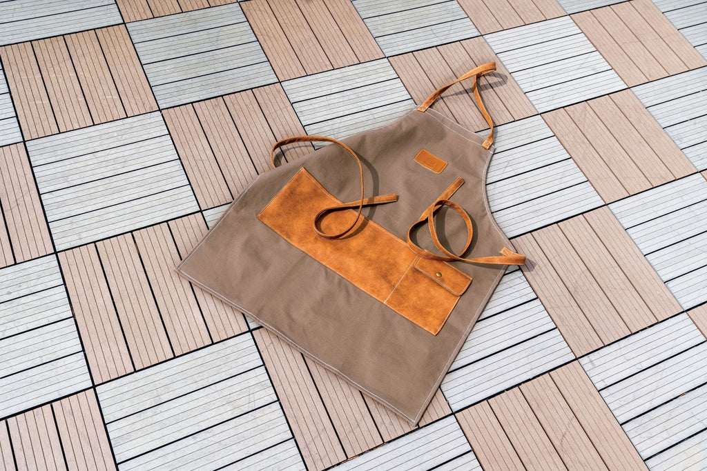 Waterproof Gardener Apron With 2 Pockets