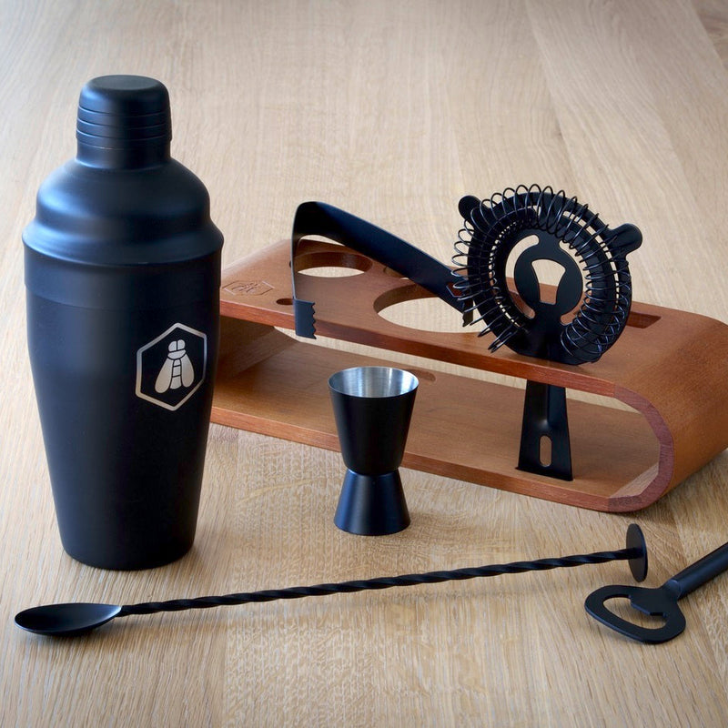 Premium Cocktail Kit 6 Pieces On Wooden Stand