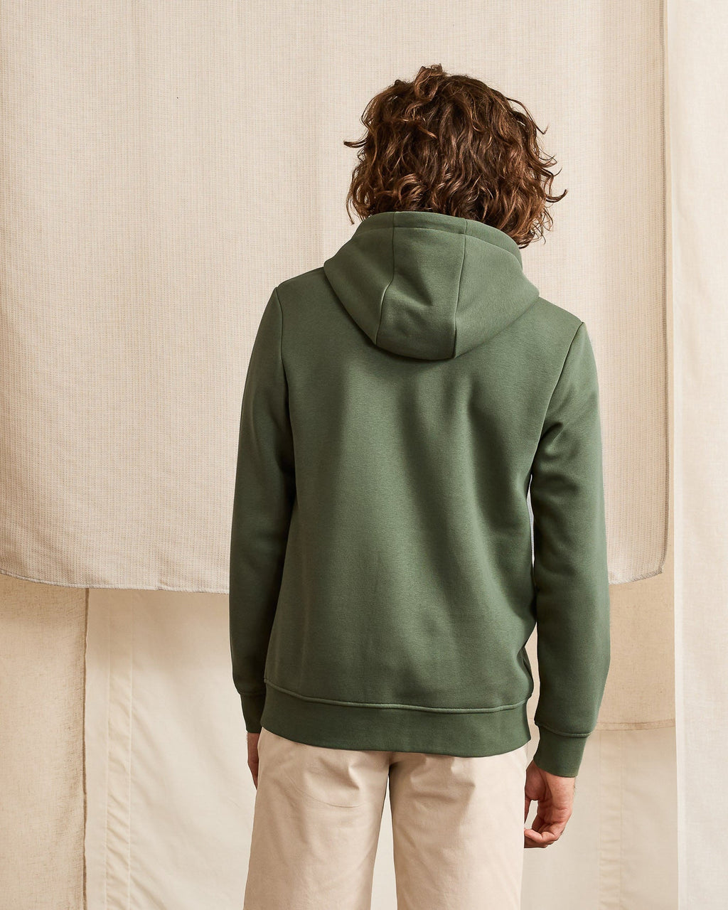 Sudadera con capucha caqui