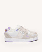 Zapatillas blancas y violeta claro de piel