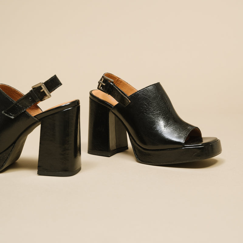 Jonak - Benedicte Sandals Aged Leather - Black