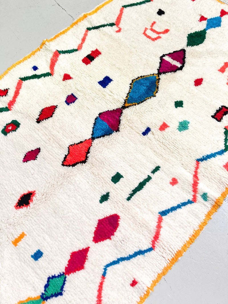 Tapis Berbère Marocain Azilal - Ecru À Motifs Colorés