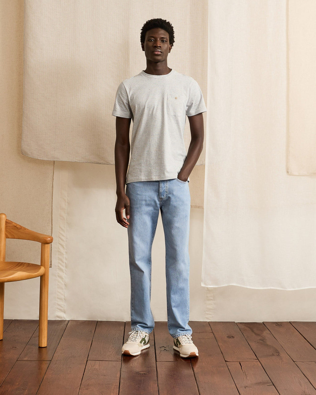 Jeans Dritti in Denim Chiaro di Cotone
